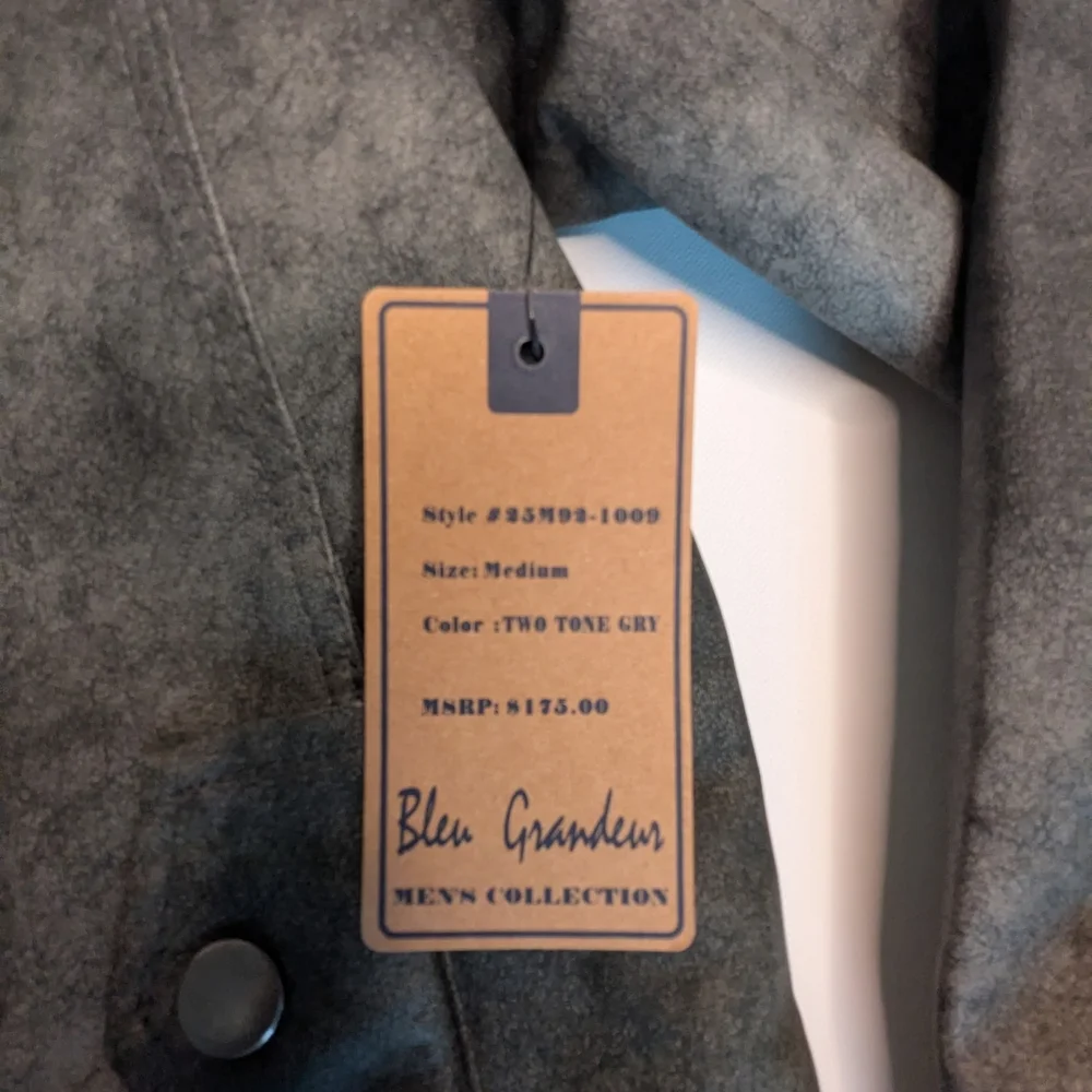 Bleu Grandeur stylish gray